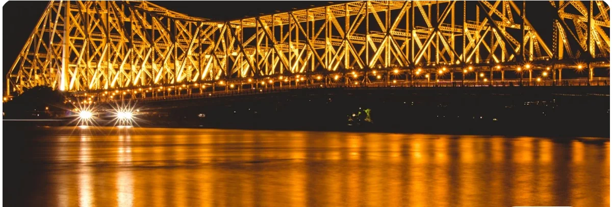 Sunset kayaking on the Hooghly from Outram Ghat